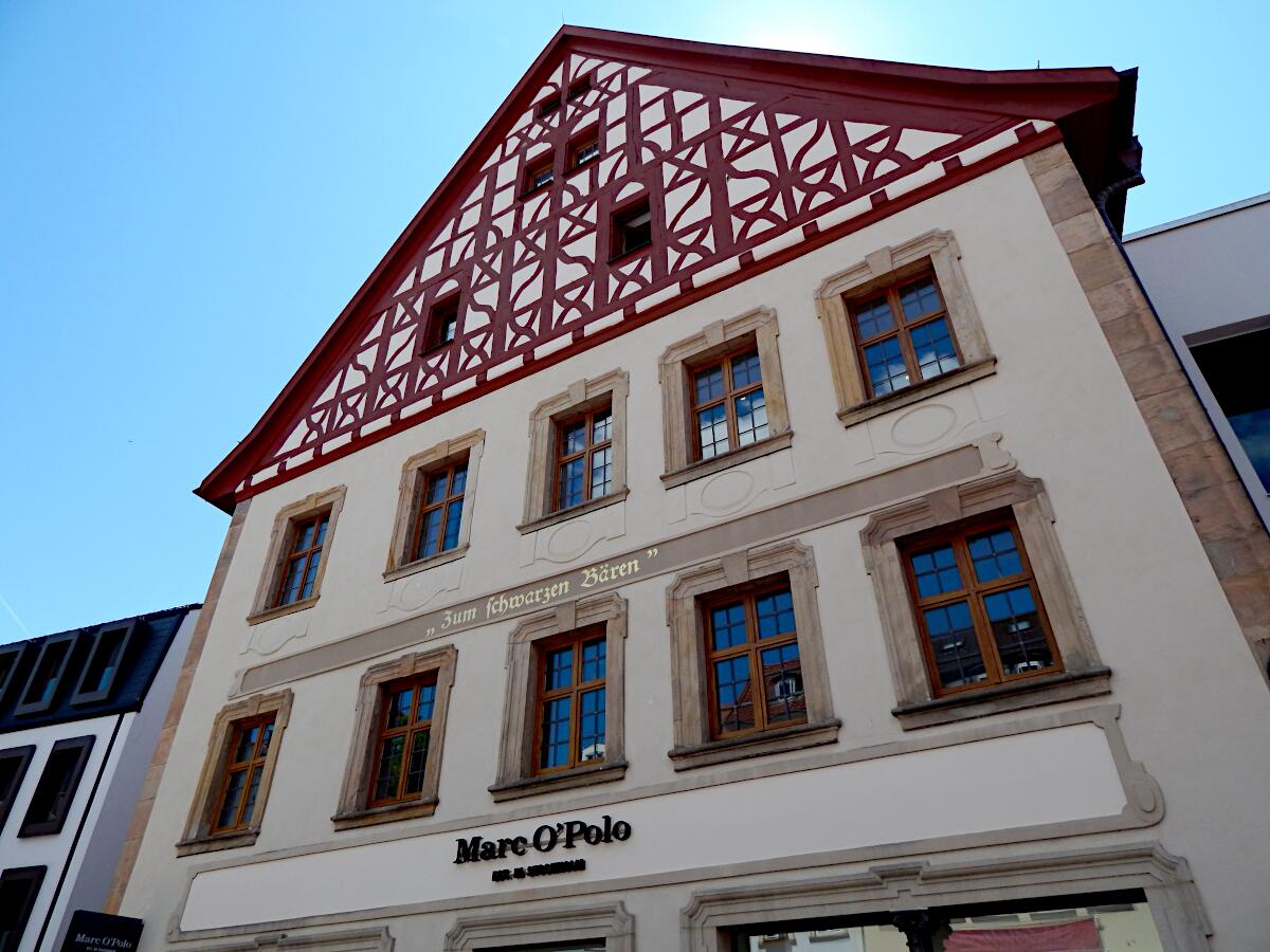 Buttermarkt 6 - ehem. Gasthaus 'Zum schwarzen Bren' (1644)