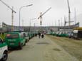 Stadiontotale von au�en mit Haupttrib�ne im Bau (Zugang Vorfeld)