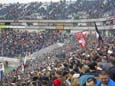 Westkurve und Anfang Gegengerade von Norden