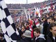 Unterrang Westkurve und Anfang Gegengerade von Norden