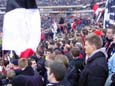 Unterrang Westkurve mit westlicher Gegengerade im Hintergrund