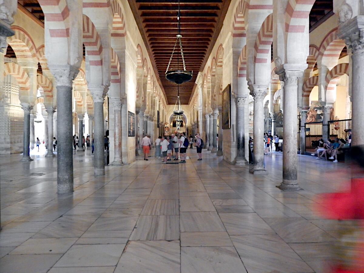 Mezquita-Catedral de C�rdoba (ab 785) - 19-schiffiger Betsaal