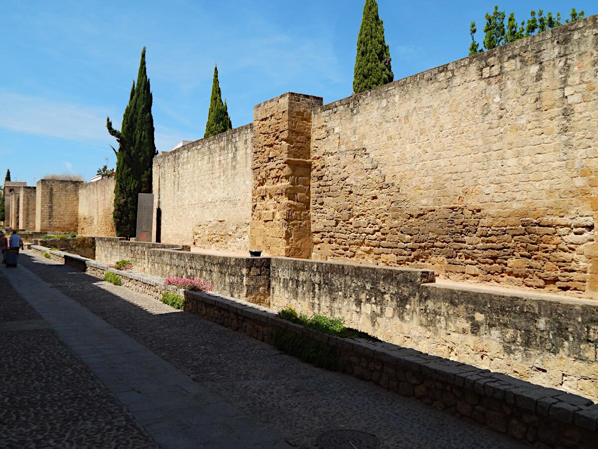 Murallas de C�rdoba - Calle Cairuan