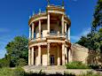 Belvedere Klausberg (1770-72; Rekonstruktion bis 2002)