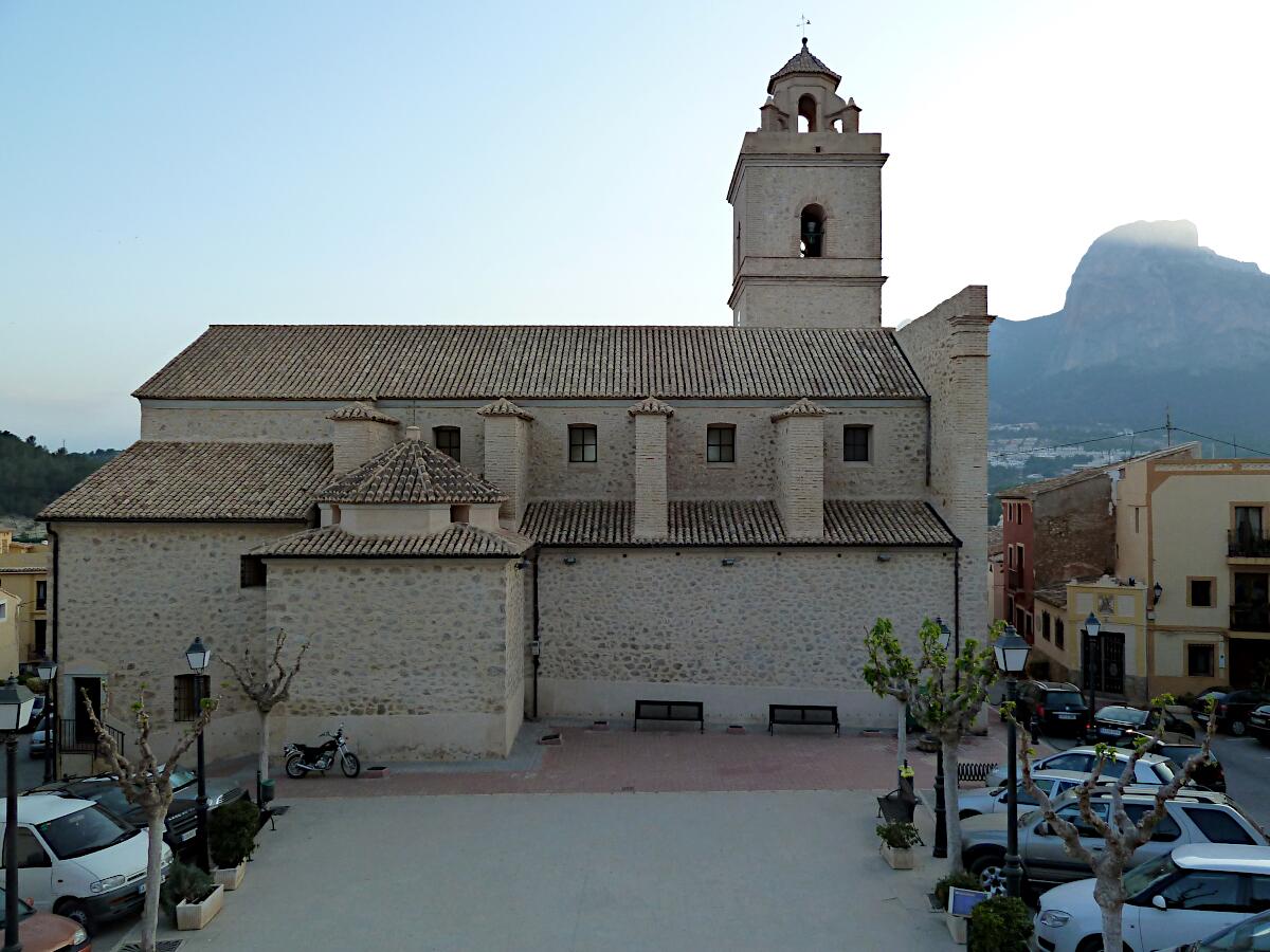 Polop - Esgl�sia de Sant Pere (1723)