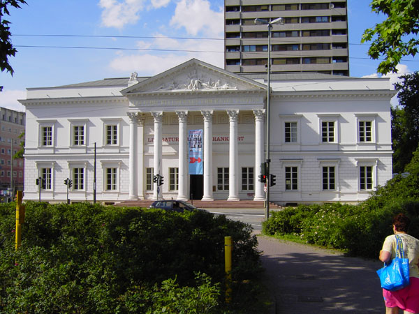 Alte Stadtbibliothek (1820-25, Rekonstruktion 2005)