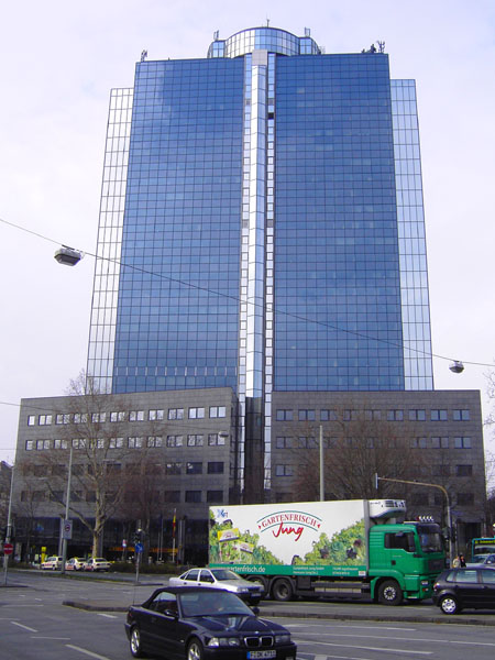 B�ro Center Nibelungenplatz (110 m)