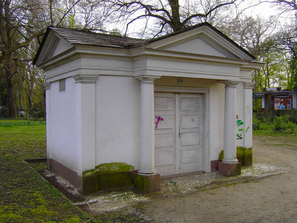 Badehaus (Goethetempelchen) im Brentanopark