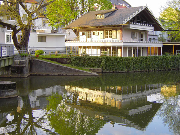Petrihaus mit Gingkobaum (1720, Umbau um 1820)