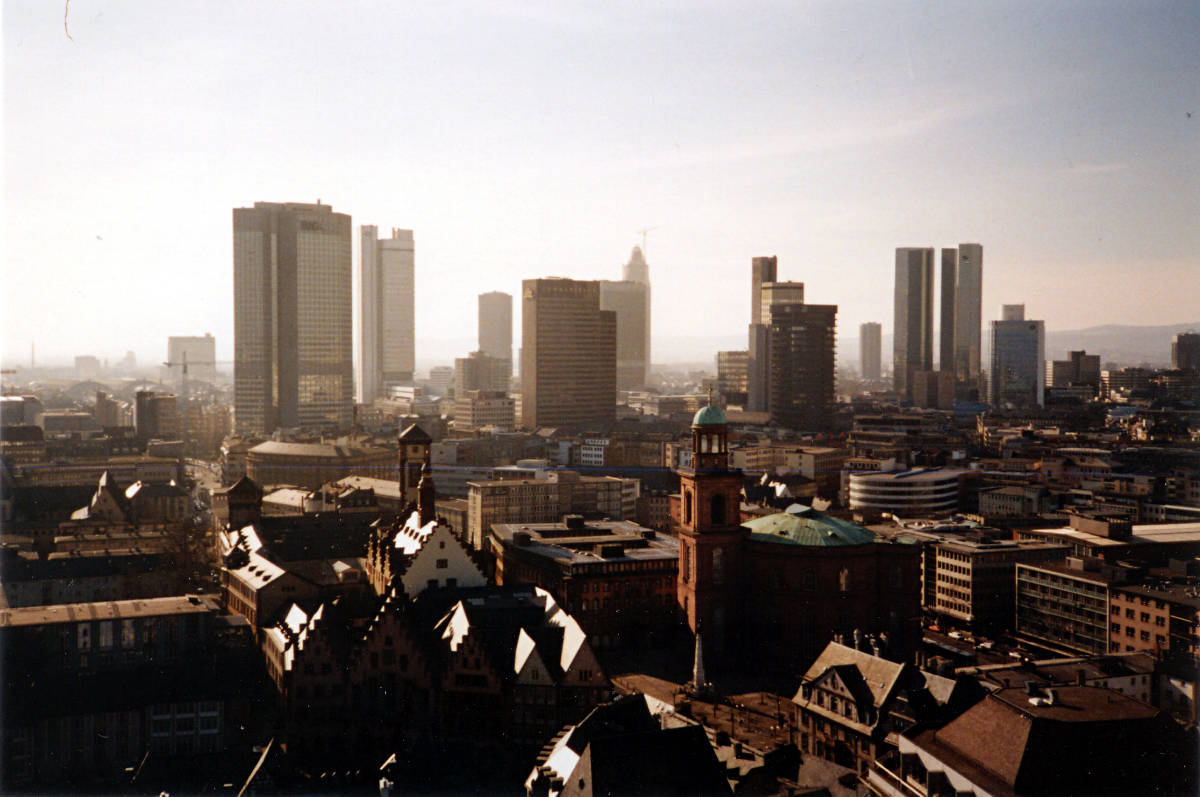 Skyline - Blick vom Dom (vorne links Technisches Rathaus)