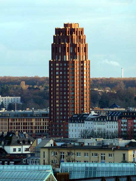 Deutschherrnviertel - Mainplaza (88 m)