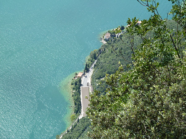 Prabione di Tignale - Blick vom Montecastello auf die Gardesana Occidentale