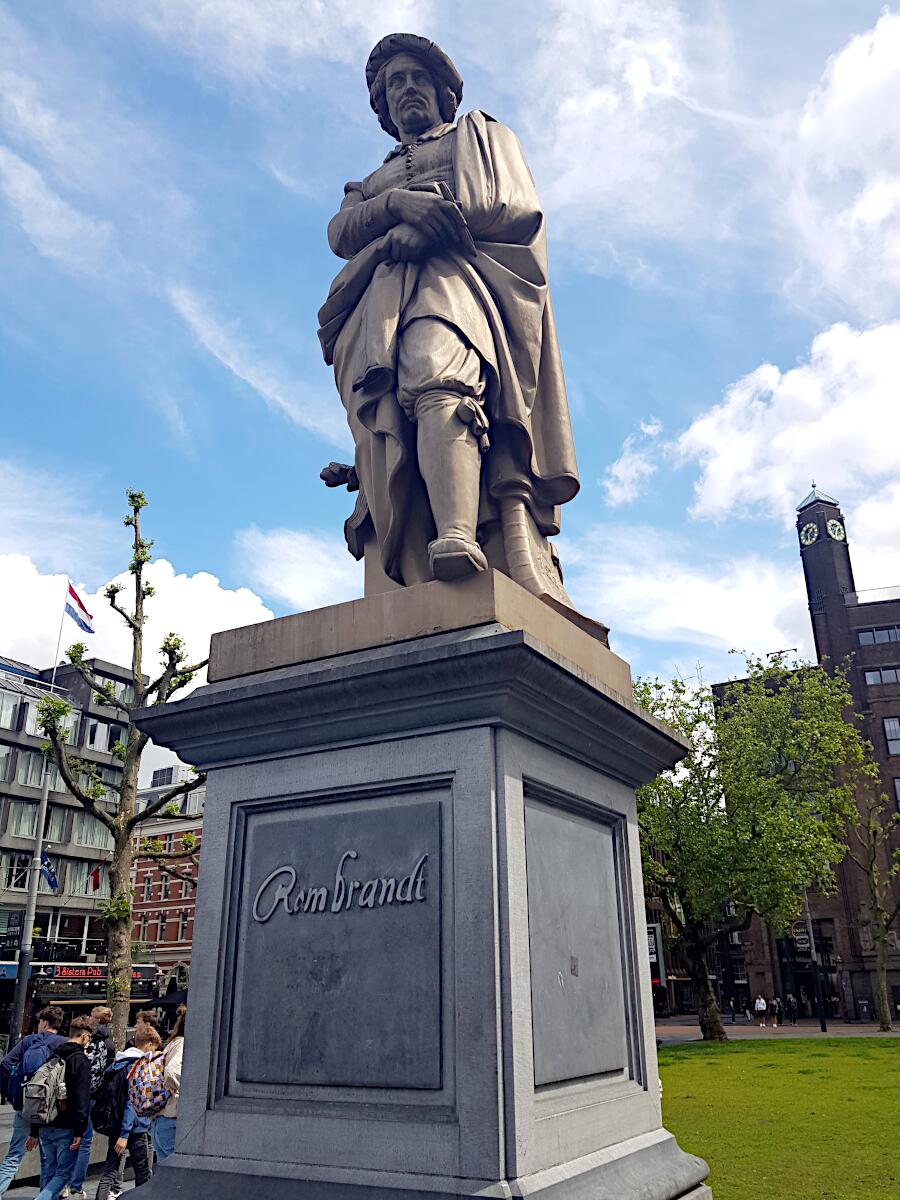 Rembrandtplein - Rembrandt Standbeeld (1852)