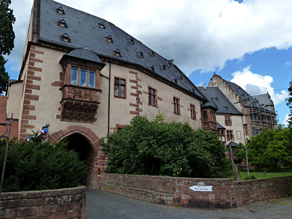 B�dinger Schloss (ab 12. Jh.)