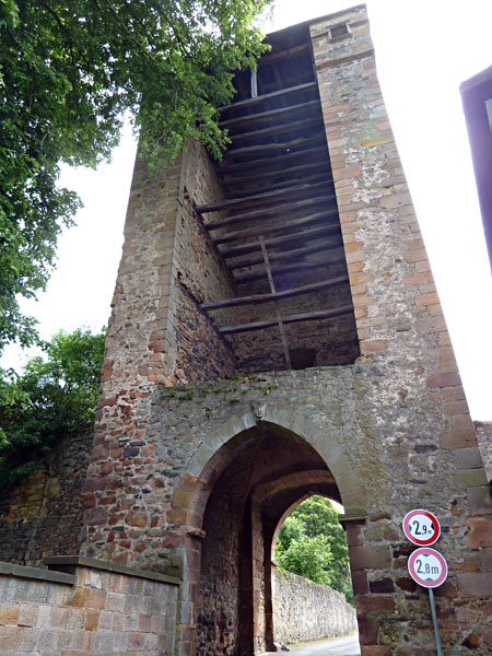 Obertor (13. Jh.) - Stadtseite